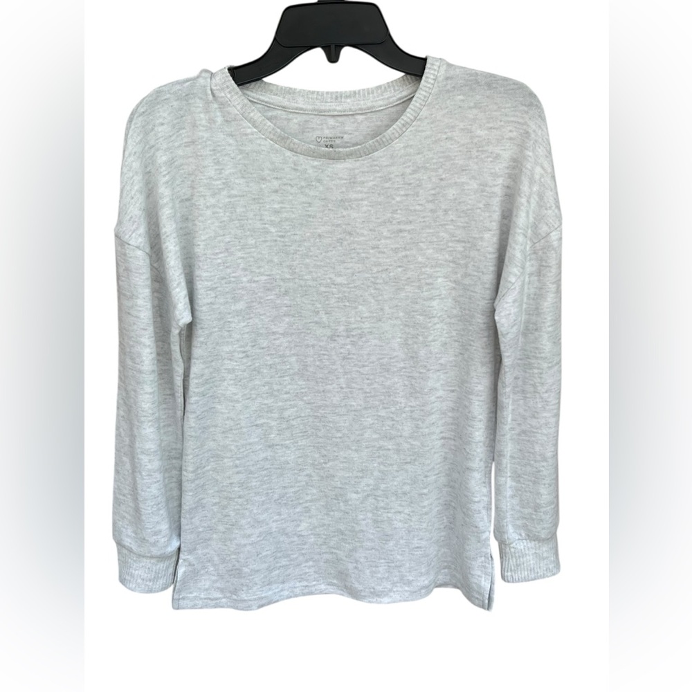 Primark Cares Women’s Light Gray Long Sleeve Knit Top | Size XS